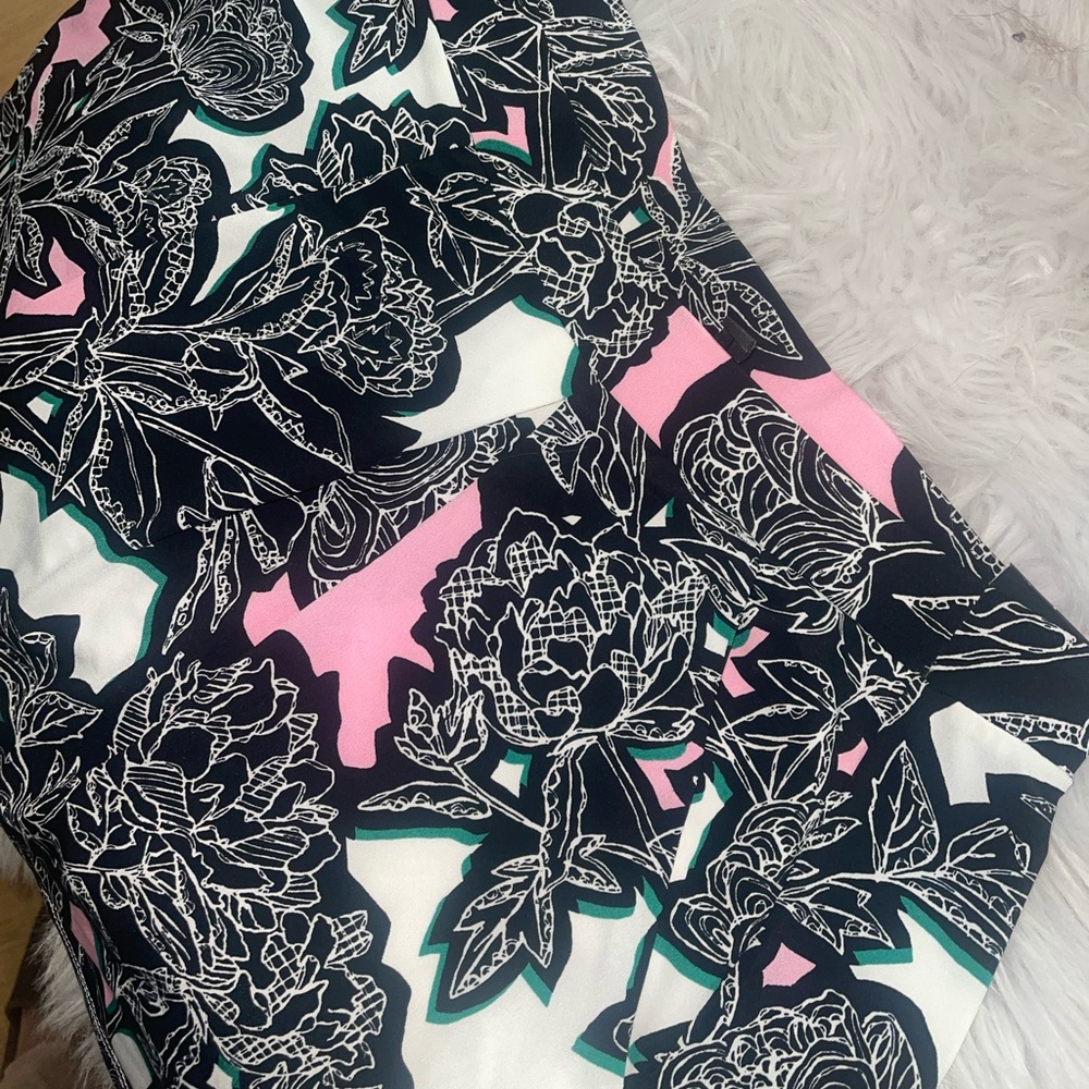 Floral women’s dress shorts